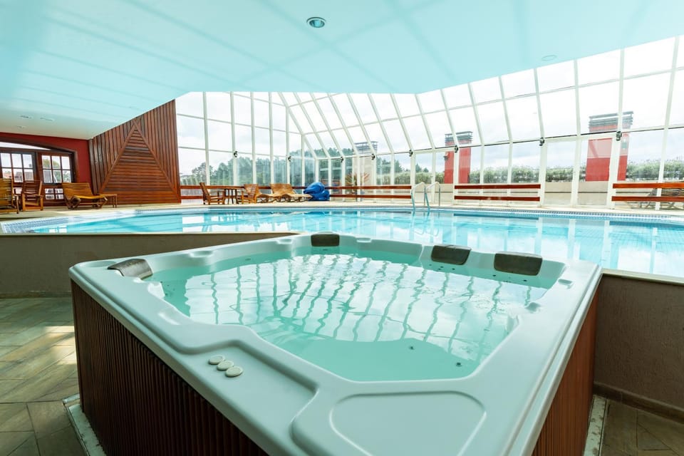 Hot Tub, Pool view, Swimming pool