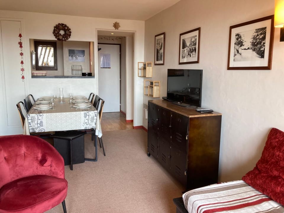 Appartement pour 6/7 pers, vue montagne, petits animaux admis - FR-1-634-89 Apartment in Avoriaz