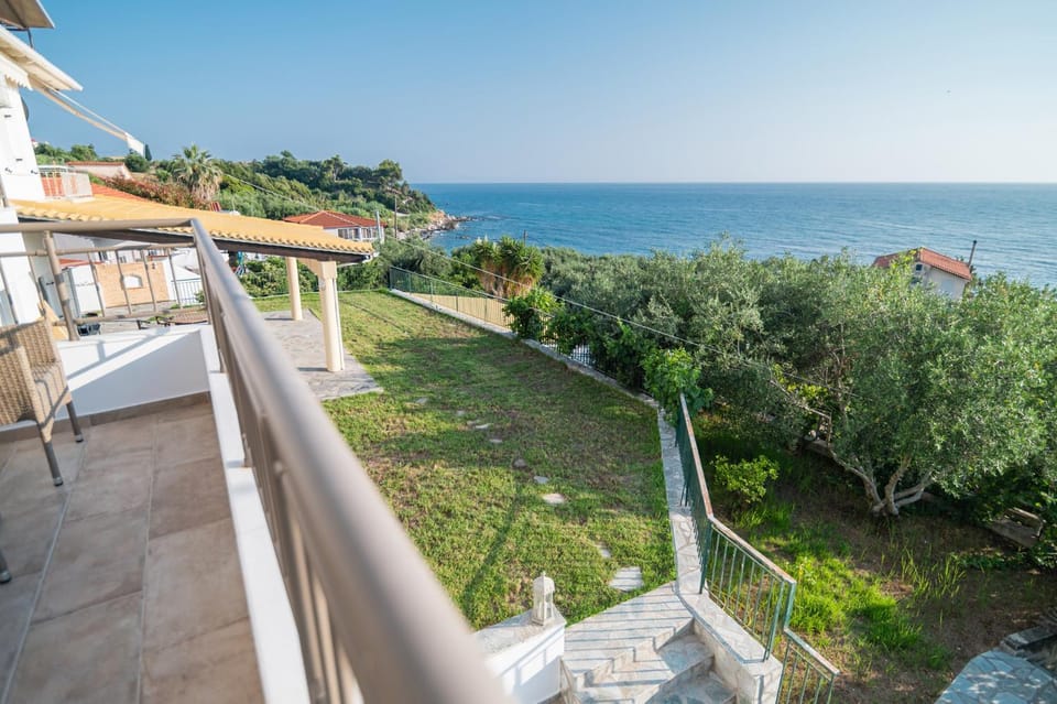 Costa Mare Apartment in Peloponnese, Western Greece and the Ionian