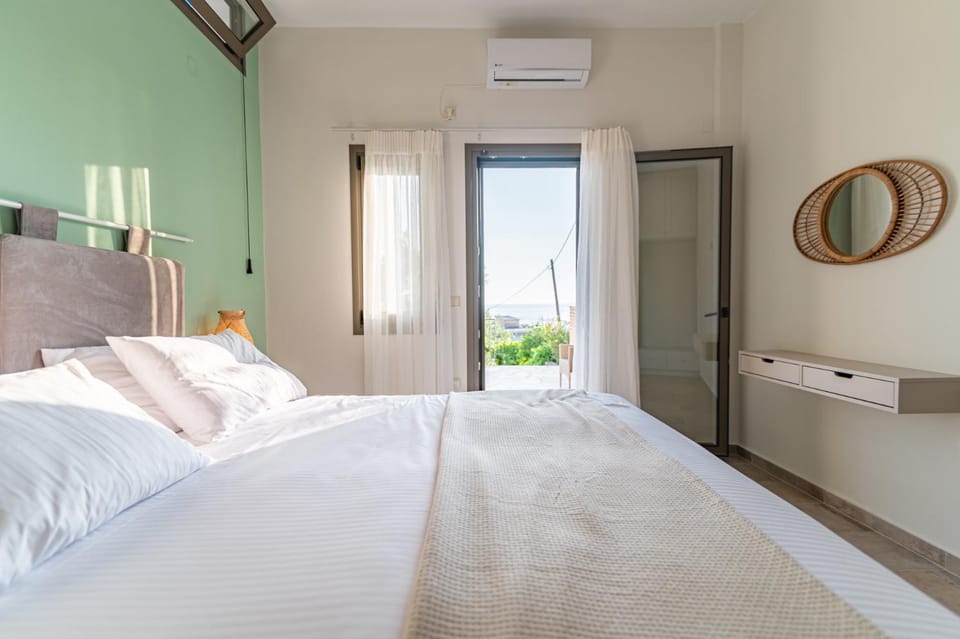 Costa Mare Apartment in Peloponnese, Western Greece and the Ionian