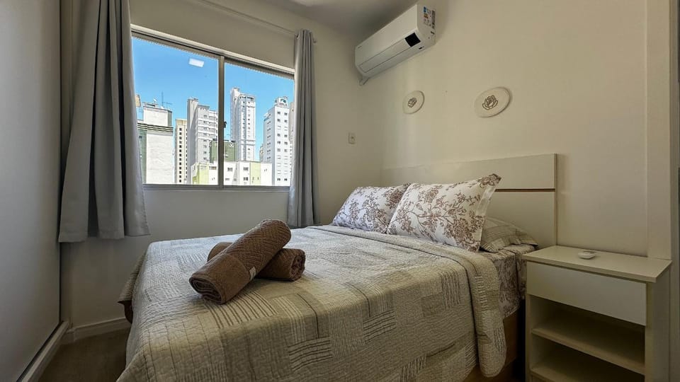 GN01- Centro | 2 Quartos| 2 Banheiros | Garagem Apartment in Camboriú