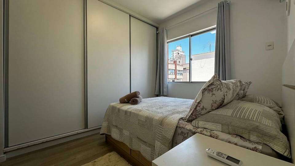 GN01- Centro | 2 Quartos| 2 Banheiros | Garagem Apartment in Camboriú