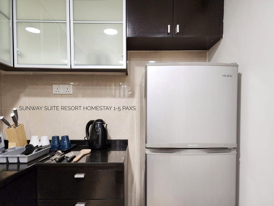 Coffee/tea facilities, Kitchen or kitchenette
