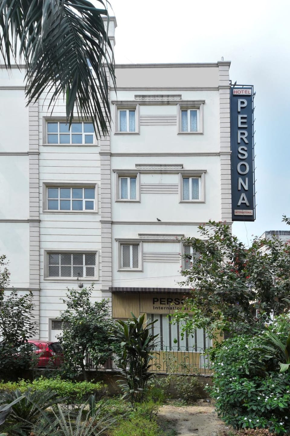 Facade/entrance
