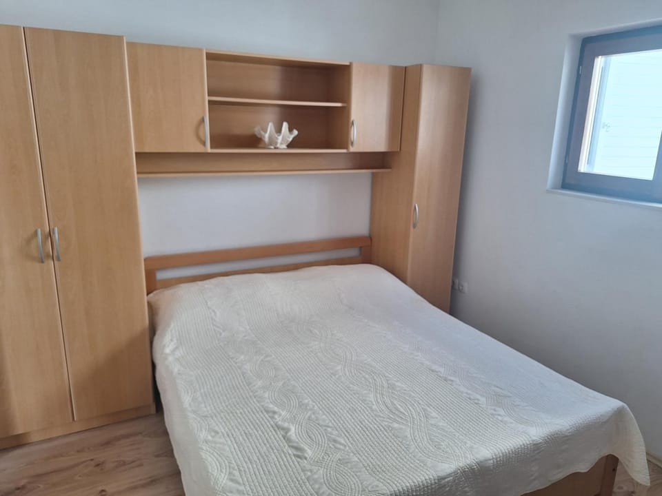 Branko Apartment in Baška Voda