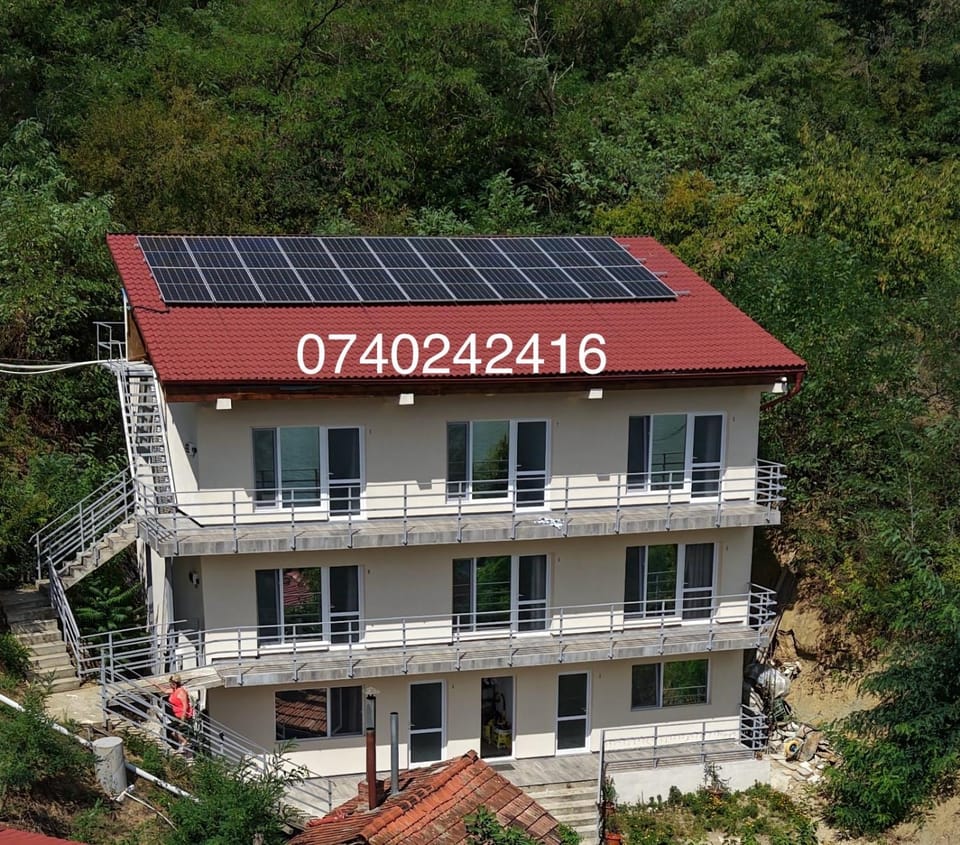 Property building, Day, Natural landscape