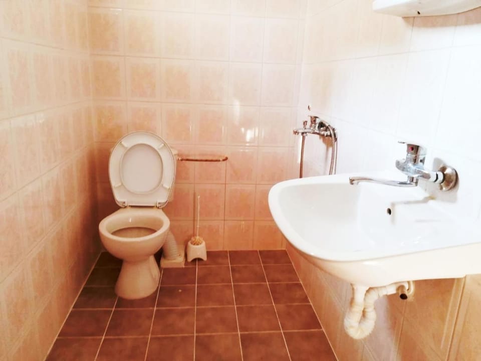 Guest House Bogat-Beden Bed and Breakfast in Burgas Province