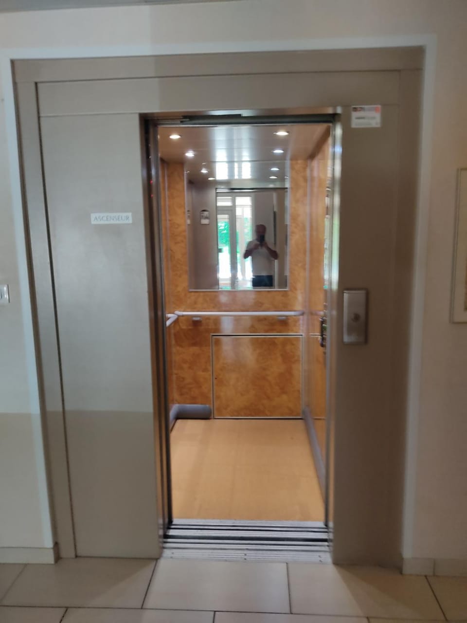 studio du parc piscine Apartment in Souillac