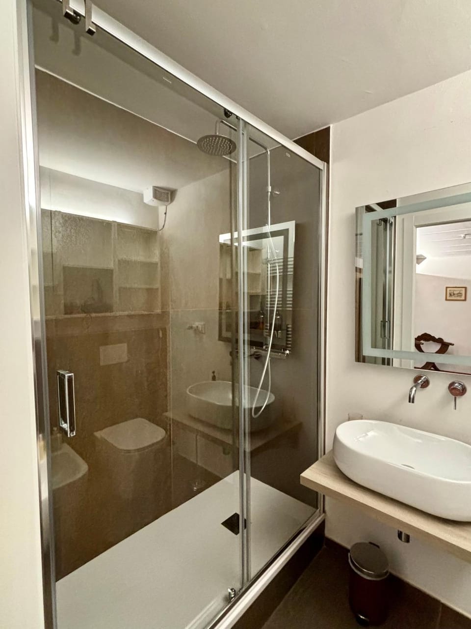 Shower, Bathroom