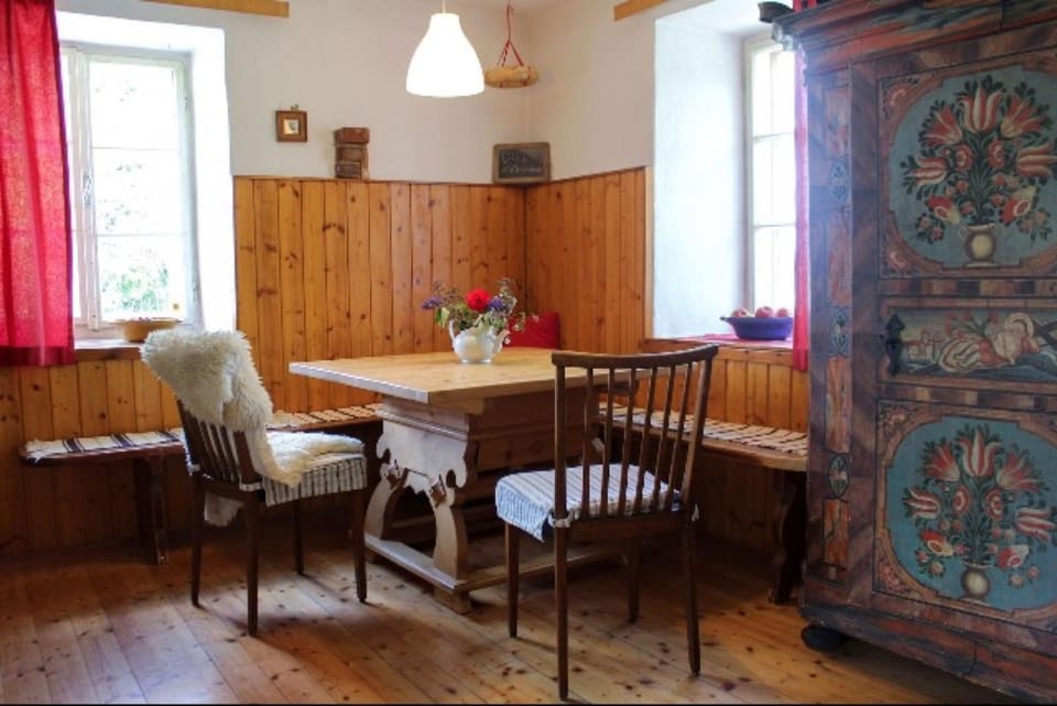 Property building, Living room