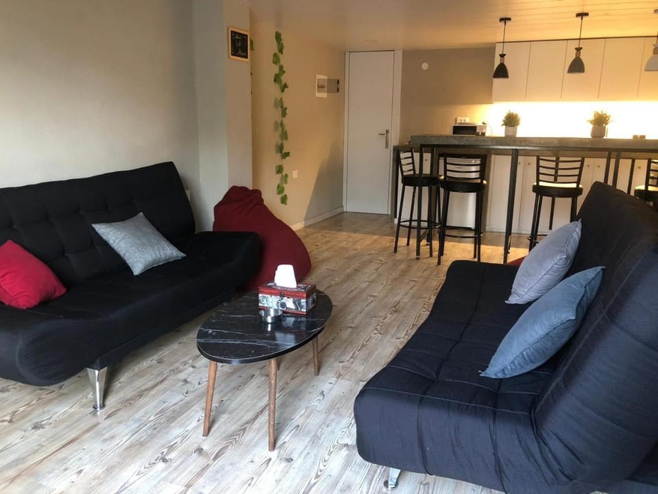 Batroun Loft Guest House Bed and Breakfast in Africa