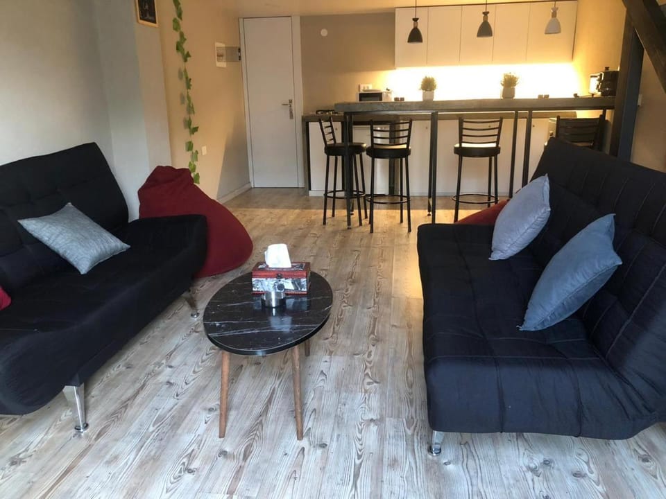 Batroun Loft Guest House Bed and Breakfast in Africa