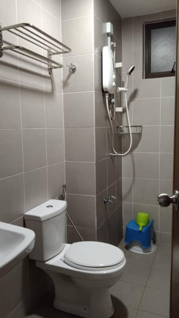Sg Buloh Cozy Apartment WiFi & Netflix (Rahman Putra) (6pax) Apartment in Selangor, Malaysia