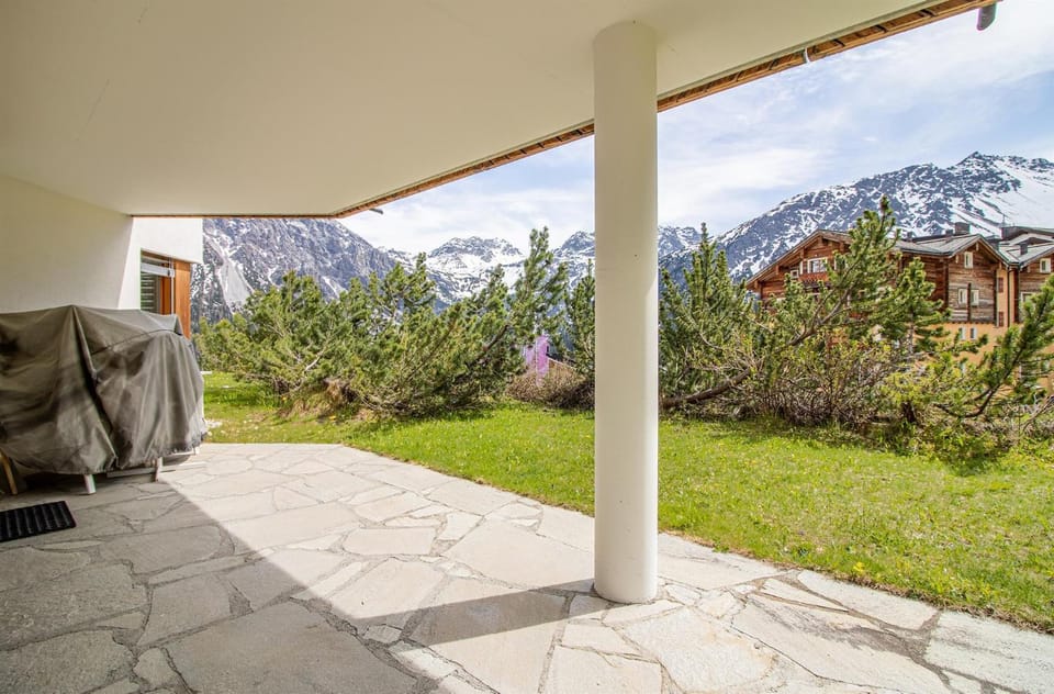 Garden, Balcony/Terrace