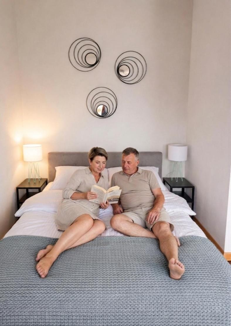 Bed, Photo of the whole room