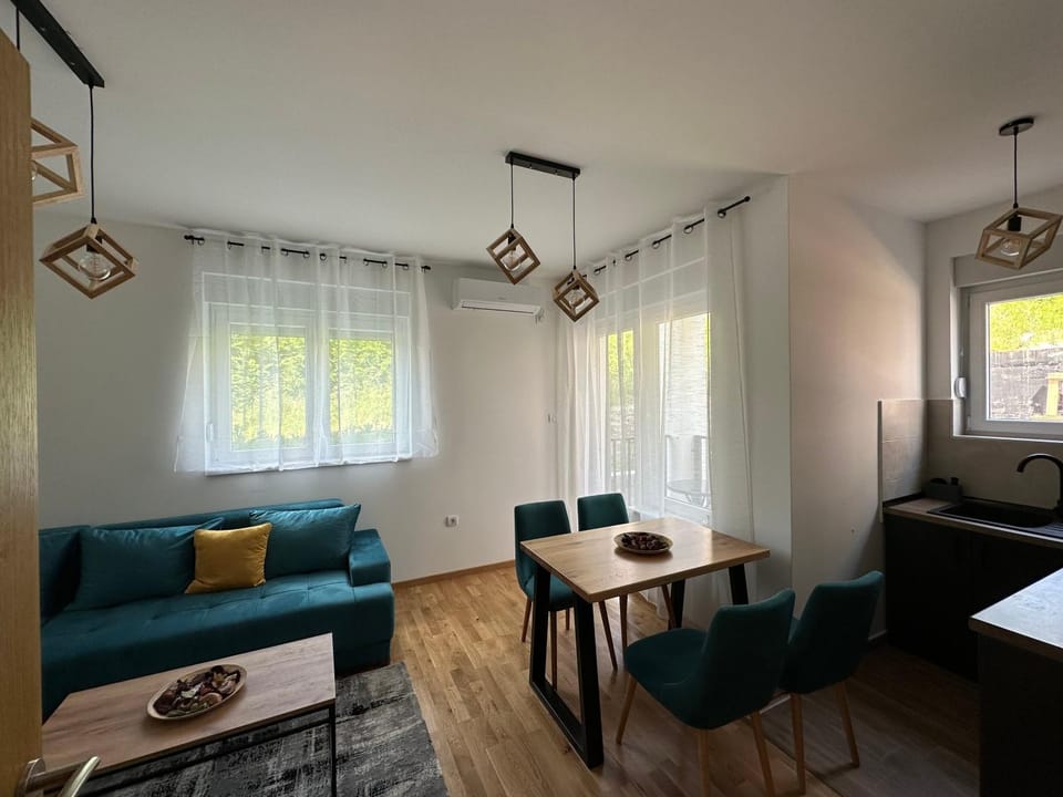 Living room, Seating area, Dining area