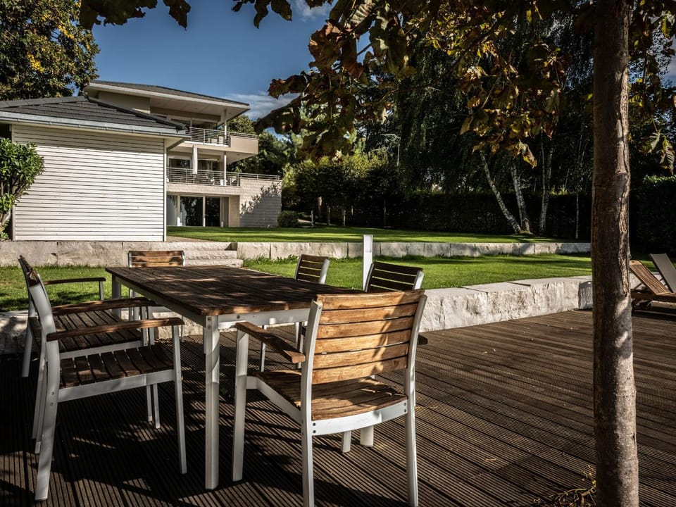LAKESIDE LODGE Apartment in Bavaria