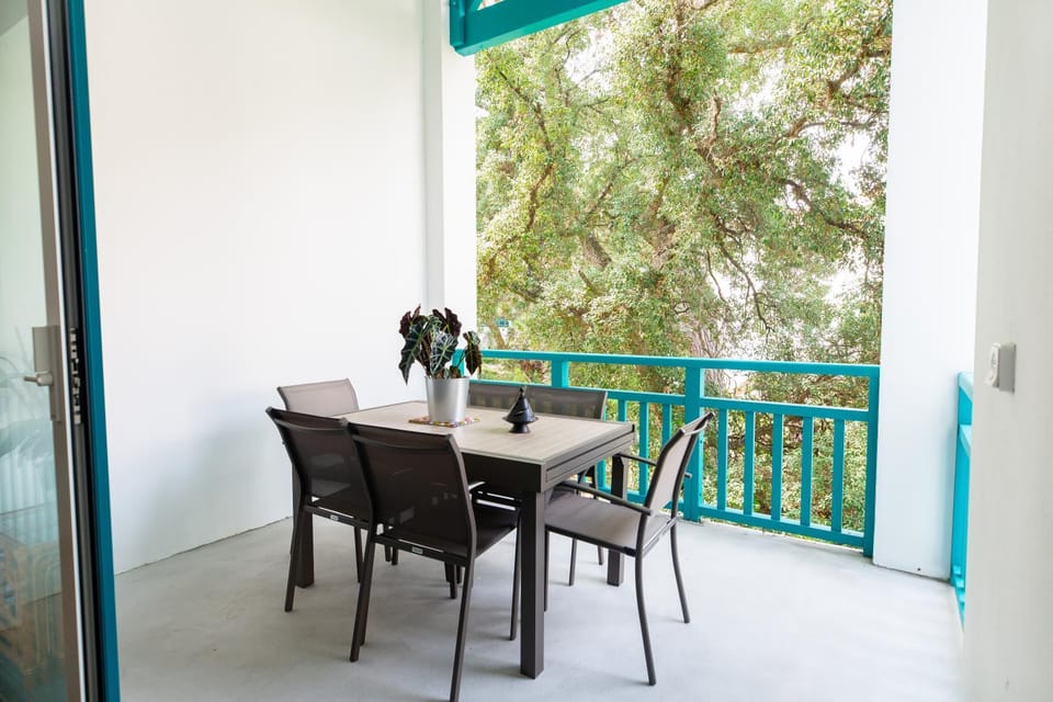 Patio, Day, View (from property/room), Balcony/Terrace, Dining area