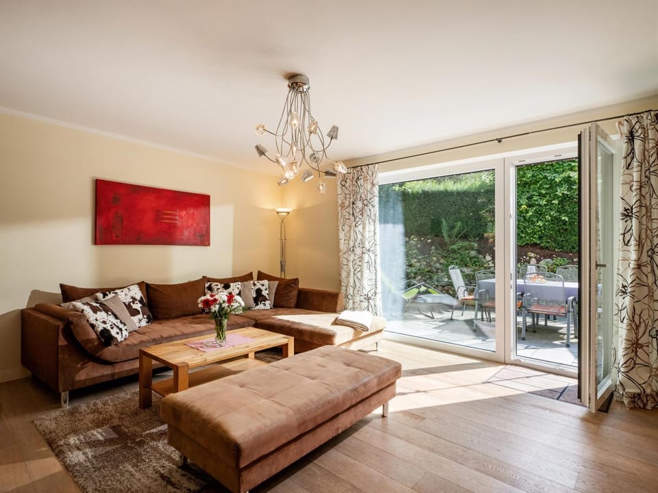 Garden, Living room, Seating area