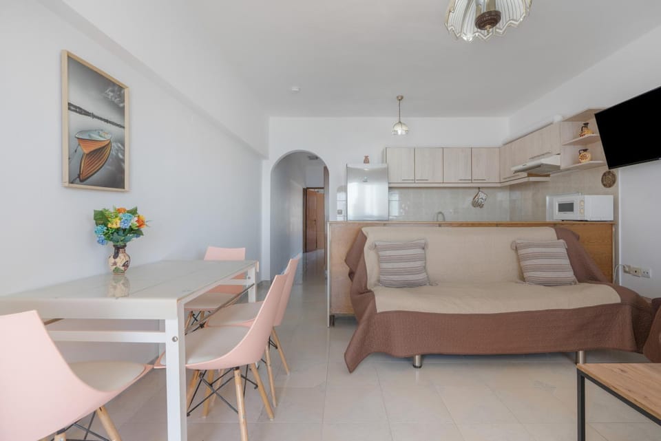 Dorothy's Seaview Apartment Apartment in Rhodes, Greece