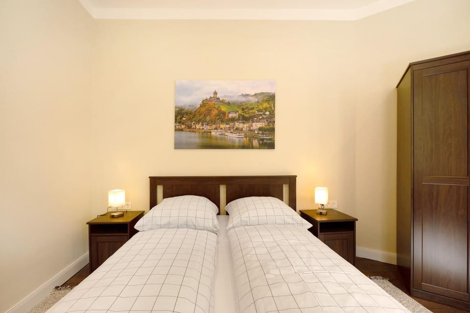 Living room, Bedroom