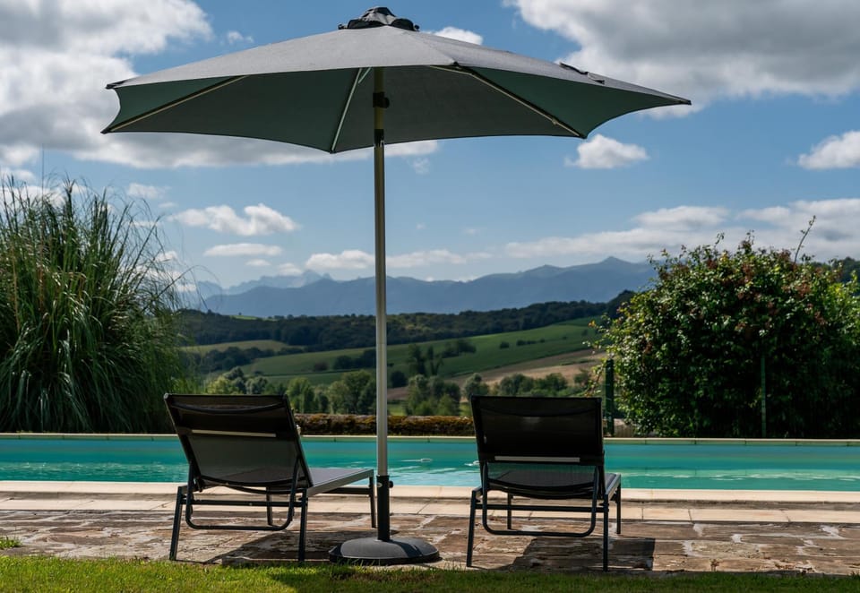 Natural landscape, Mountain view, Swimming pool, sunbed