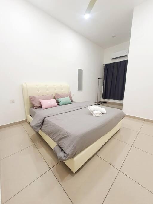 JOVIAL COZY&STYLISH 2STORYHOUSE 4ROOM@BMJURU House in Penang
