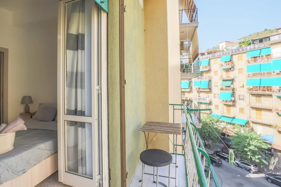 Day, View (from property/room), Balcony/Terrace, Bedroom