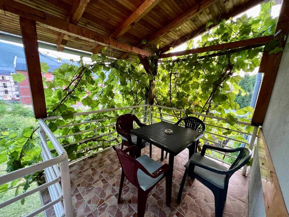View (from property/room), Balcony/Terrace