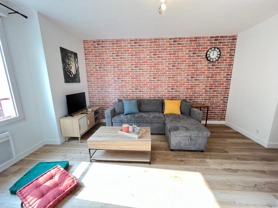 TV and multimedia, Living room