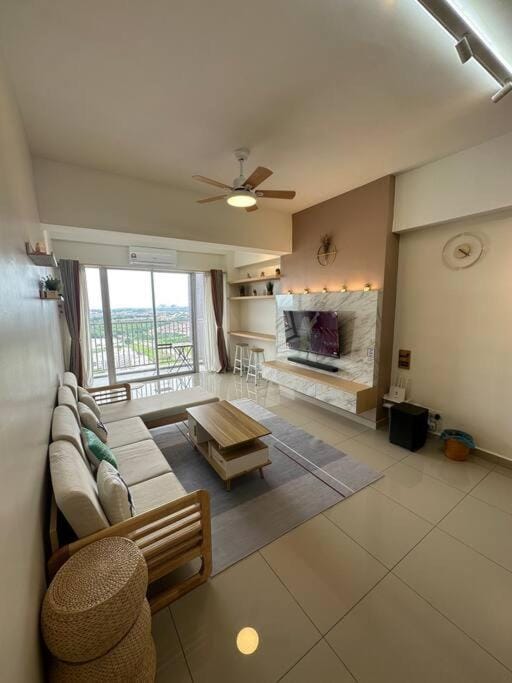Ulike Homestay-3Room-4 king Size Bed-The Venus Apartment in Perak