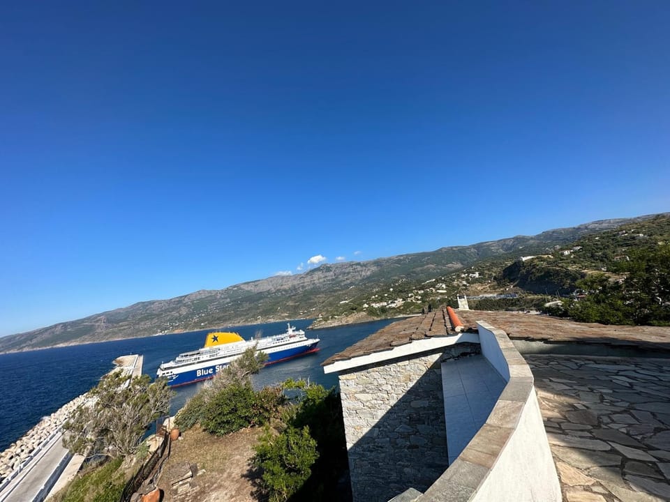 Day, Natural landscape, Mountain view, Sea view