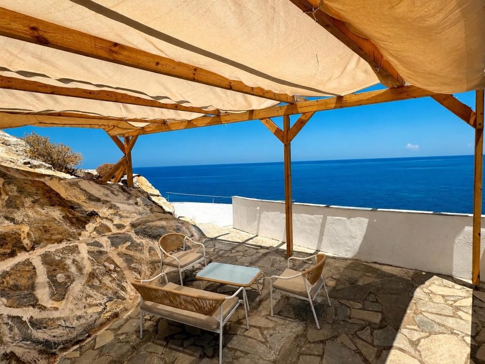 Patio, Day, Natural landscape, View (from property/room), Balcony/Terrace, Seating area, Sea view