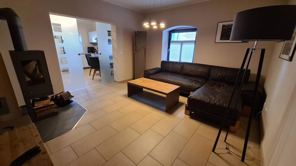 Living room, Seating area, Evening entertainment