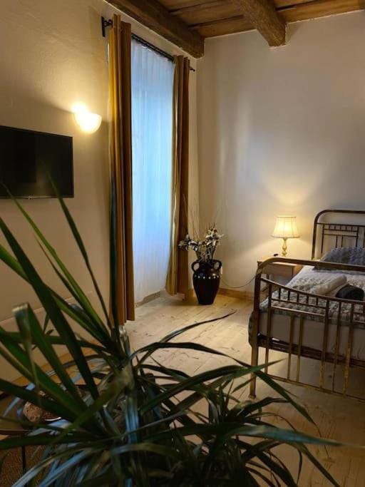 Communal lounge/ TV room, Bed