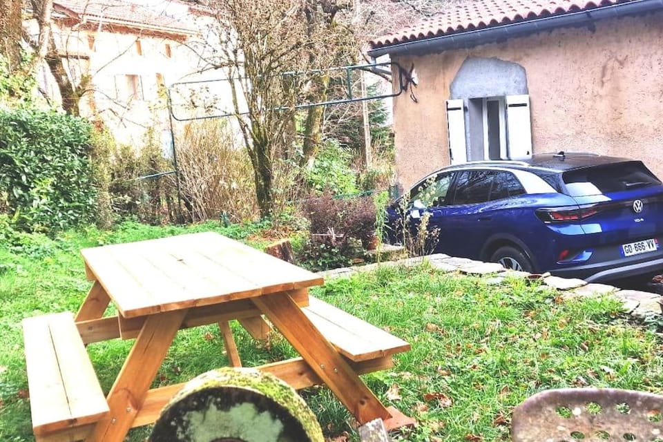 Garden, Balcony/Terrace, Parking