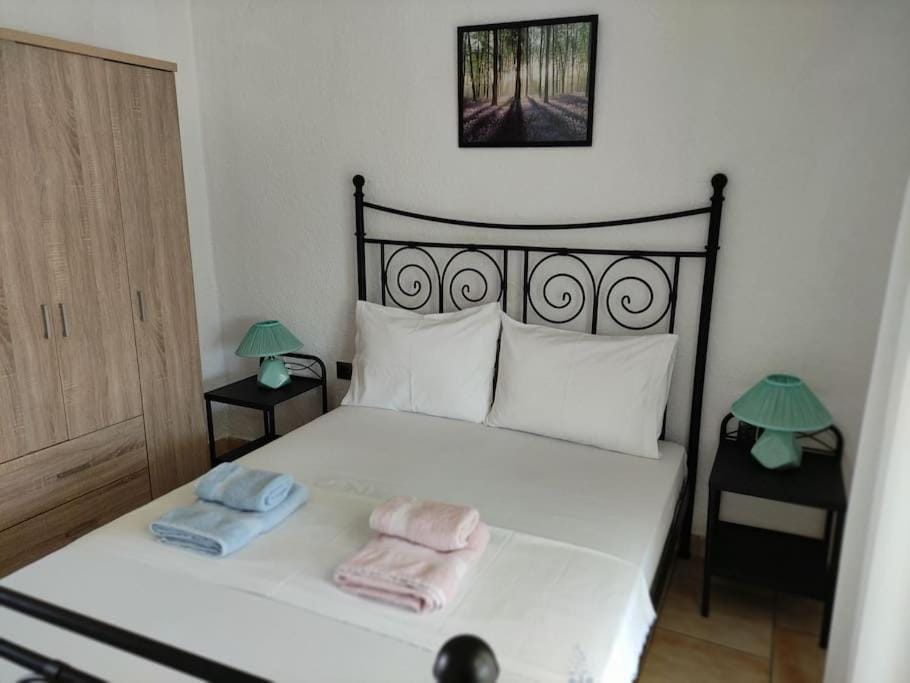 Birdsong studio Apartment in Halkidiki