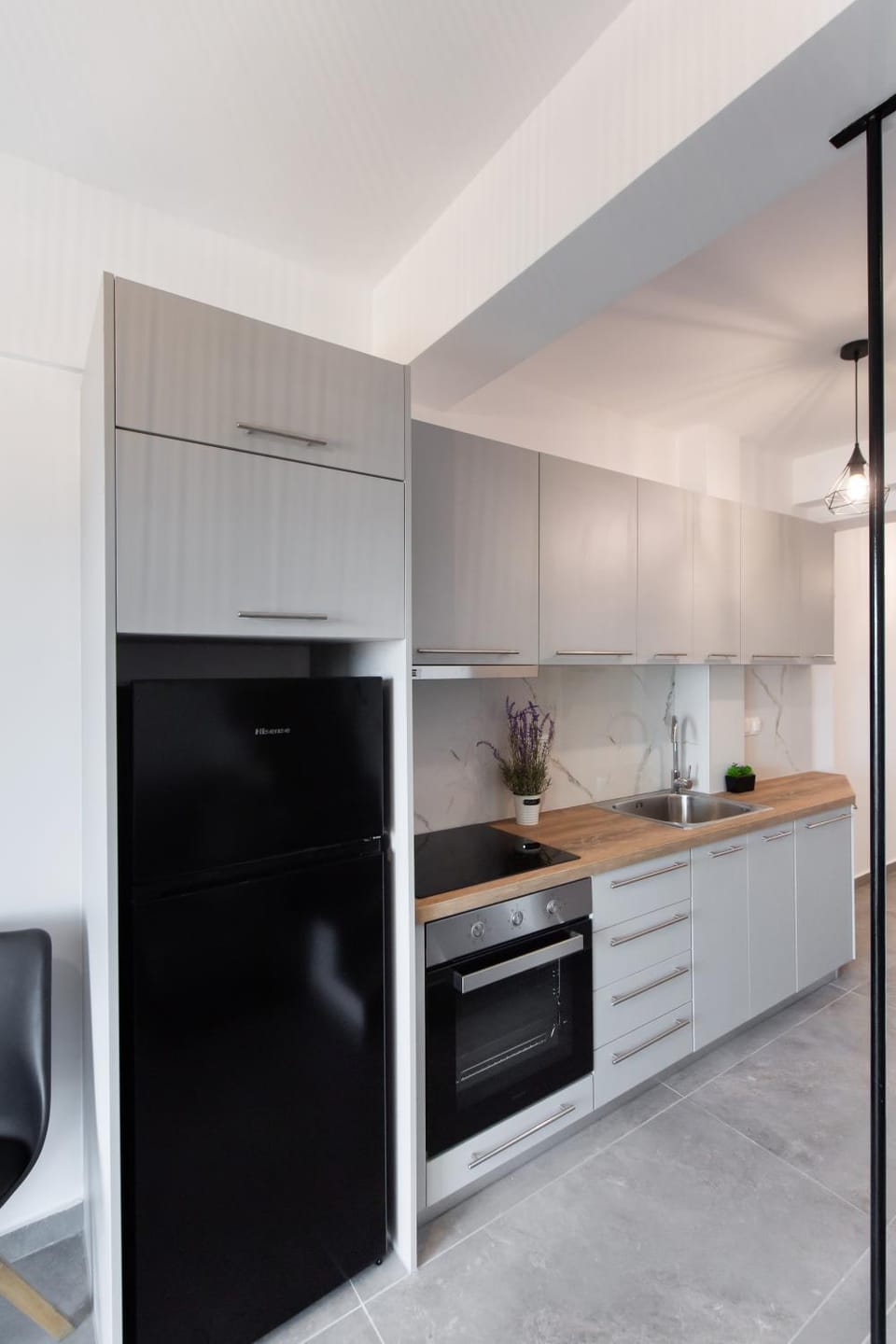 Kitchen or kitchenette, pet friendly, stove