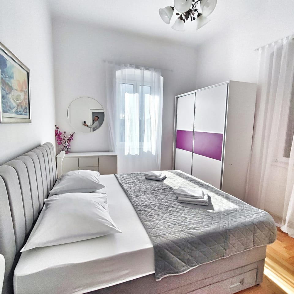 Apartment Anamarija-Bačvice Apartment in Split