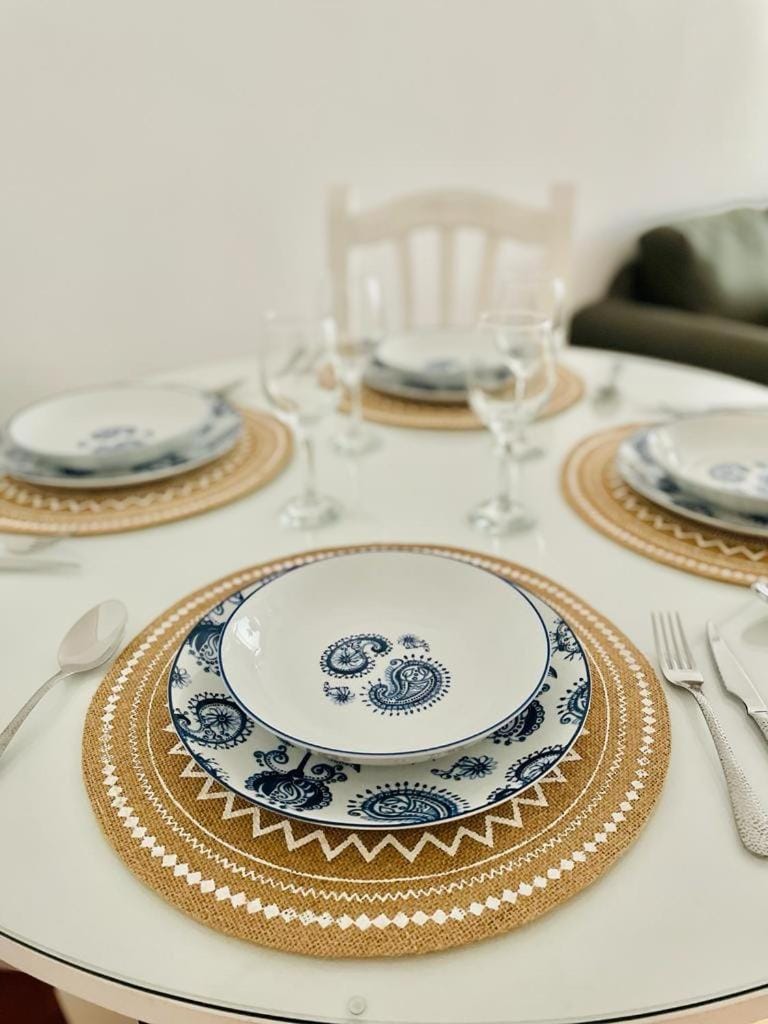 Dining area, Food