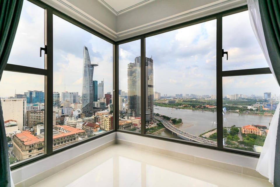 City view, Landmark view, River view, Street view, Inner courtyard view