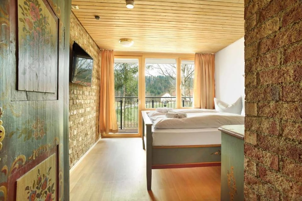 Bed, View (from property/room), Balcony/Terrace