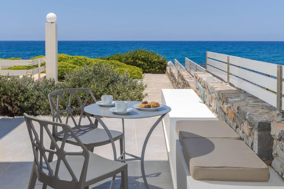 Patio, Sea view