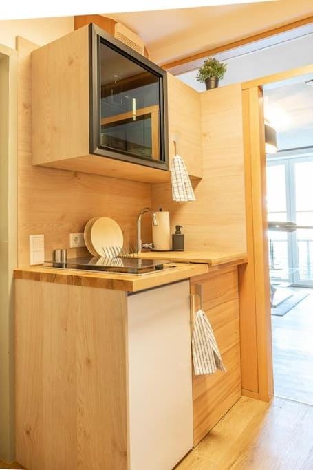 Golden Nugget inkl WLAN, Parkplatz Krankenhaus Detmold Apartment in Detmold