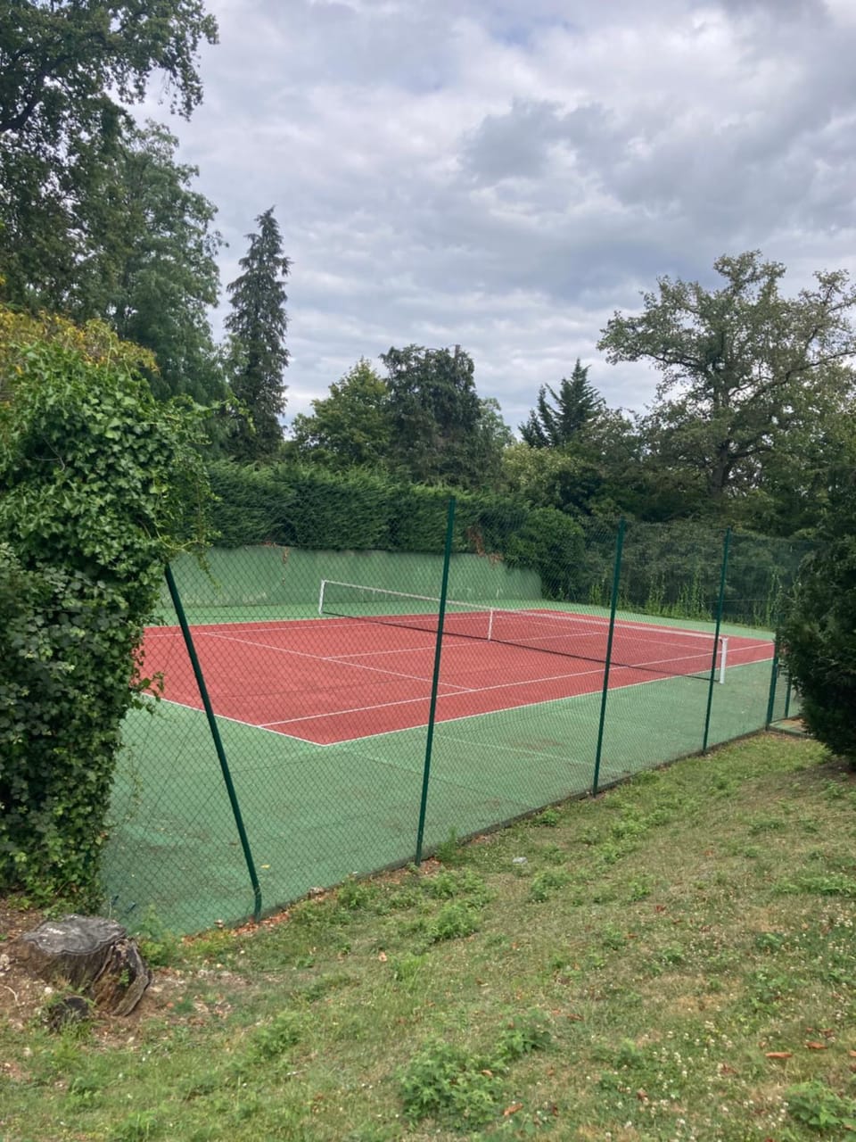Tennis court