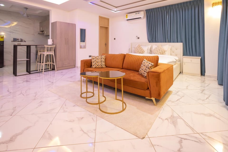 Executive Studio Apartment, East Airport Apartment in Accra
