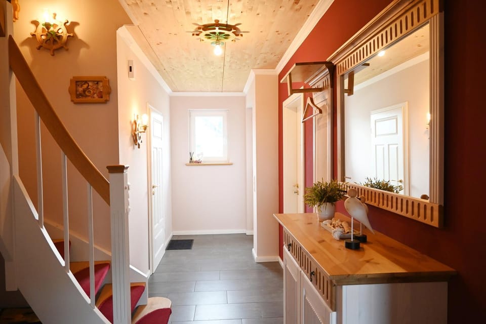 Facade/entrance, Photo of the whole room