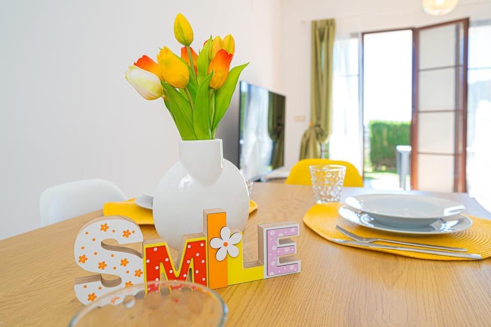 Food and drinks, Dining area