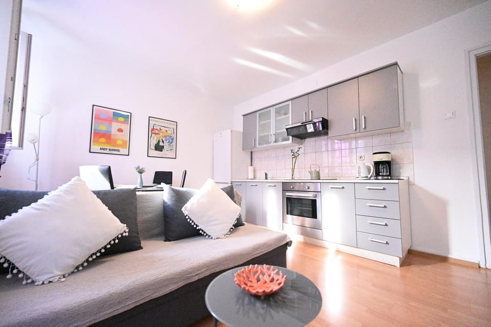 Kitchen or kitchenette, Living room, Seating area