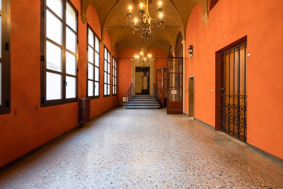 Inner courtyard view